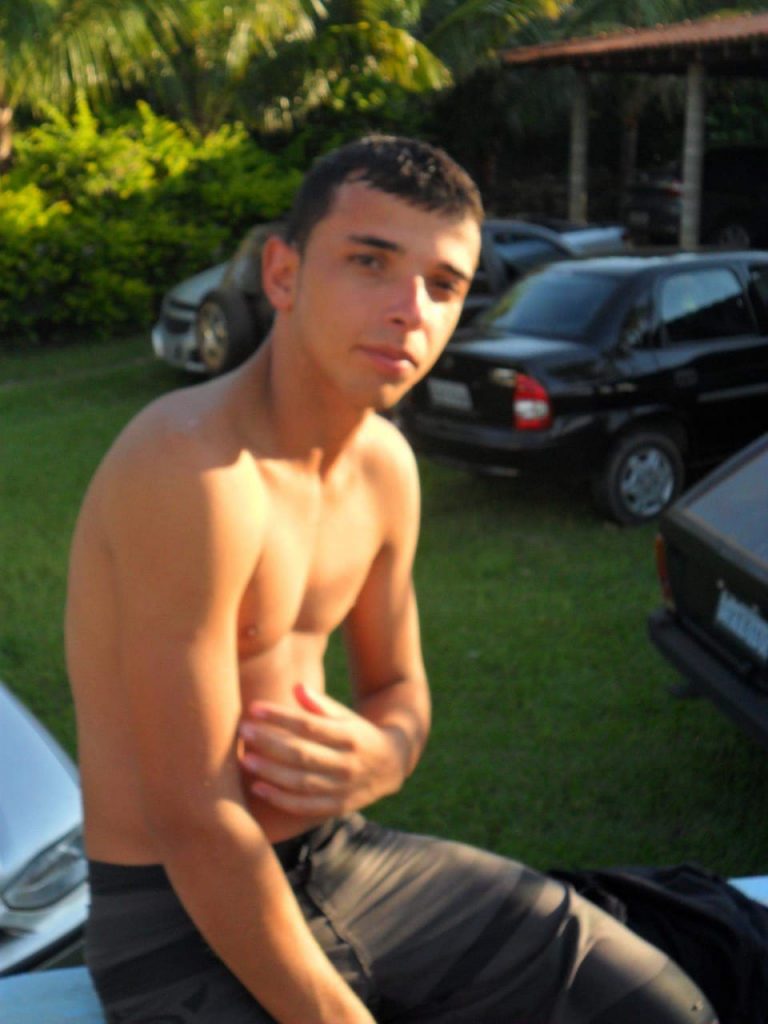Jovem é assassinado na madrugada em Lagarto