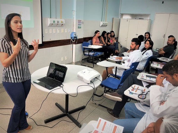 Capacitação no HUL sobre identificação correta do paciente