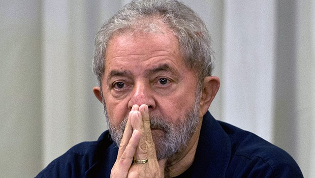 Justiça de SP determina que Lula vá para presídio de Tremembé