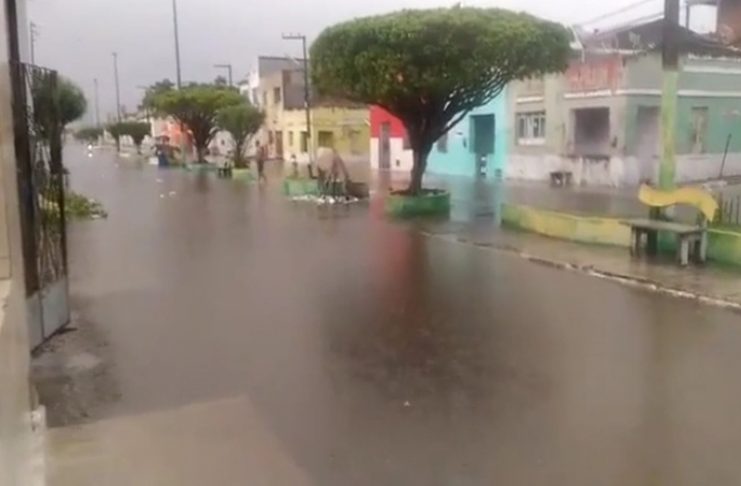 rua-em-neopolis-baixo-sao-francisco