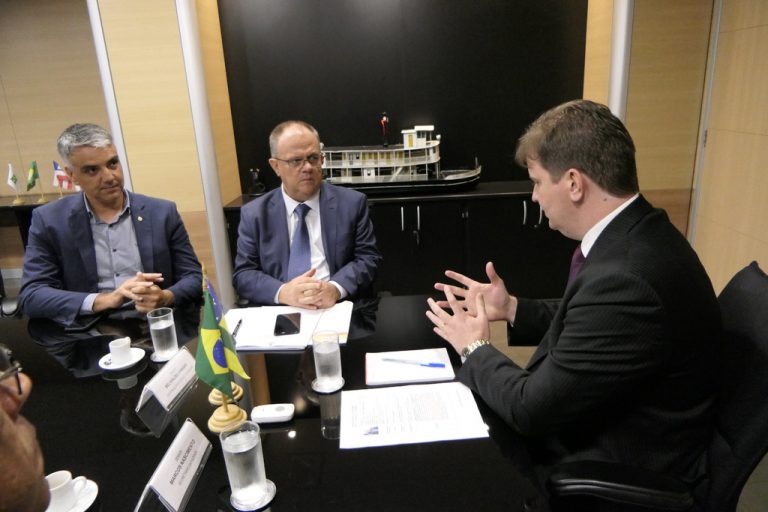 Fábio Reis acompanha o governador de Sergipe em audiência no ministério do Desenvolvimento Regional
