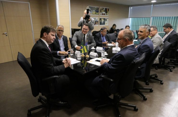 Em audiência com ministro do Desenvolvimento Regional, Belivaldo solicita autorização para início das obras da adutora Piauitinga (2)