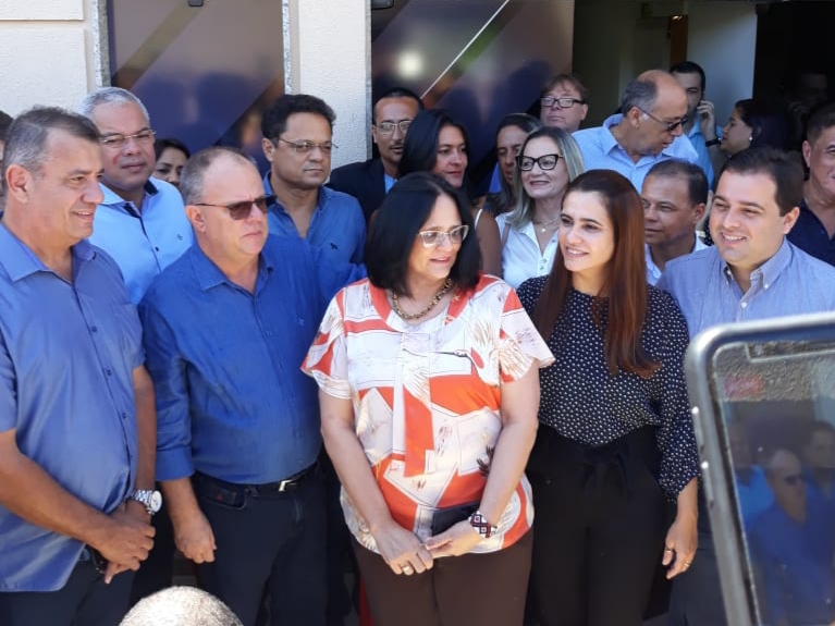 Ministra da Mulher visita Aracaju e entrega equipamentos a municípios