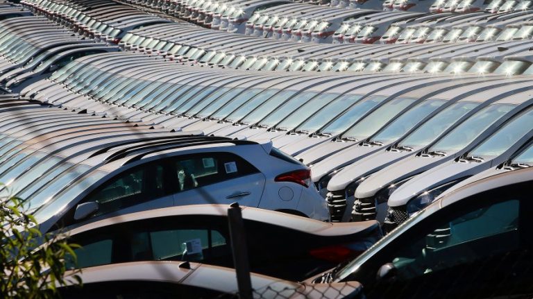 Indústria automobilística vive retomada do crescimento no Brasil