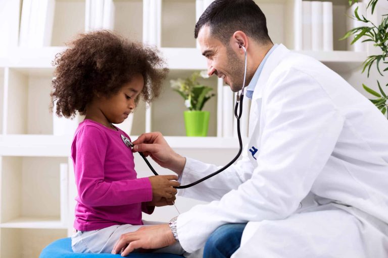 Pediatra explica diagnóstico e tratamento dos casos de fimose