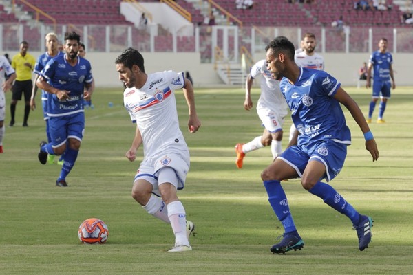 Igor Alves exalta espírito de luta e ‘volta por cima’ do Itabaiana