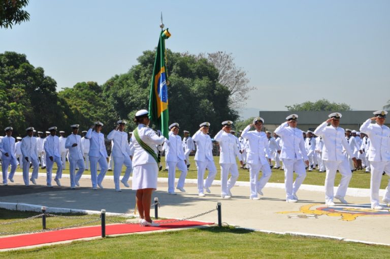 Inscrições para os concursos da Marinha terminam dia 12
