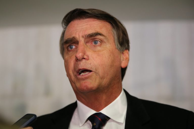 Bolsonaro: sem reforma, faltará dinheiro para salários em 2024