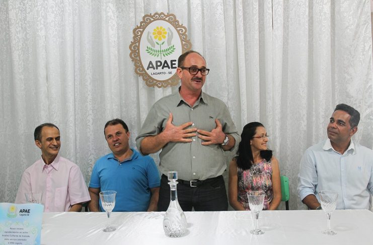 Armando Fontes: Nós não vamos jogar a toalha