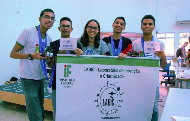 Estudantes do Campus Lagarto são premiados em um evento científico na Bahia