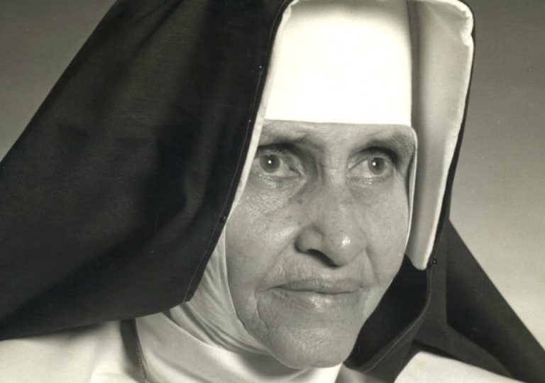 Irmã Dulce viveu seis meses em Sergipe e será a primeira brasileira a se tornar santa