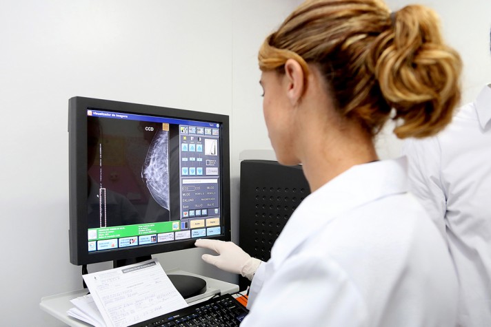 Justiça garante mamografia no SUS à mulher acima de 40 anos