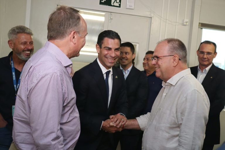 Governador apresenta termoelétrica de Sergipe ao prefeito de Miami