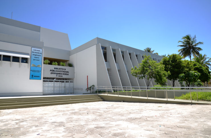 Biblioteca Epiphanio Doria