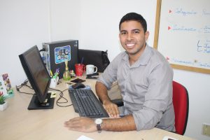 Dentista fala sobre cuidados redobrados que as gestantes devem ter com a saúde bucal