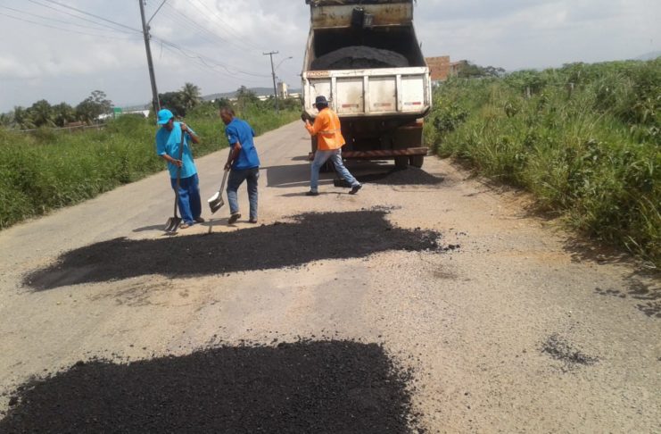 Criticada pelos manifestantes, a operação tapa-buracos será realizada na rodovia