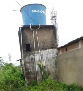 Sem água de poço artesiano, moradores do povoado Mariquita de Baixo continuam reclamando