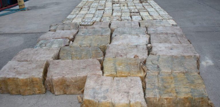 Cinco brasileiros são presos em Cabo Verde por transportarem 2 toneladas de cocaína