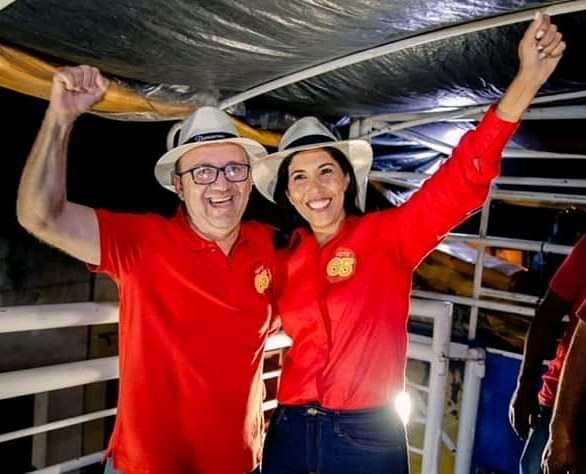 Simone Andrade e Galego da Samba foram eleitos com mais de dois mil votos de diferença