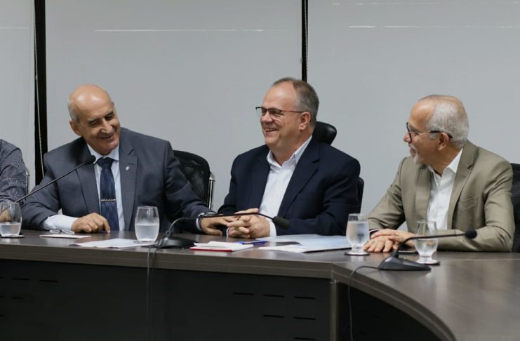Belivaldo e ministro