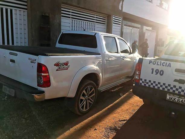 Veículo roubado em São Domingos é recuperado na Colônia Treze