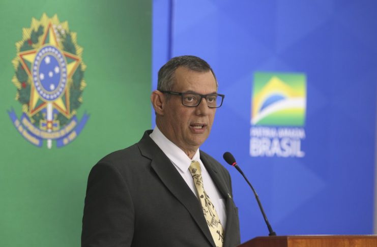 O porta-voz da Presidência da República, Otávio Rêgo Barros, fala à imprensa, no Palácio do Planalto
