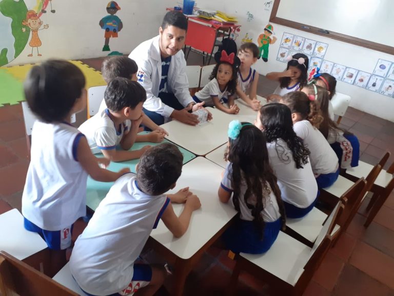 Nutricionista discute alimentação saudável com alunos do GEPP