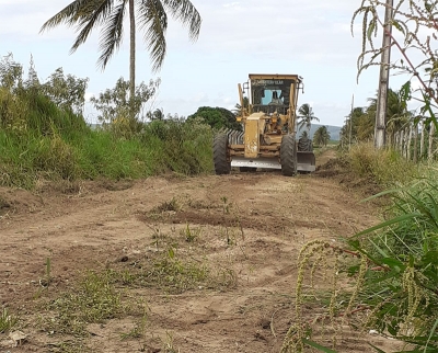 Prefeitura recupera estradas vicinais que dão acesso aos Povoados Jenipapo e Brasília