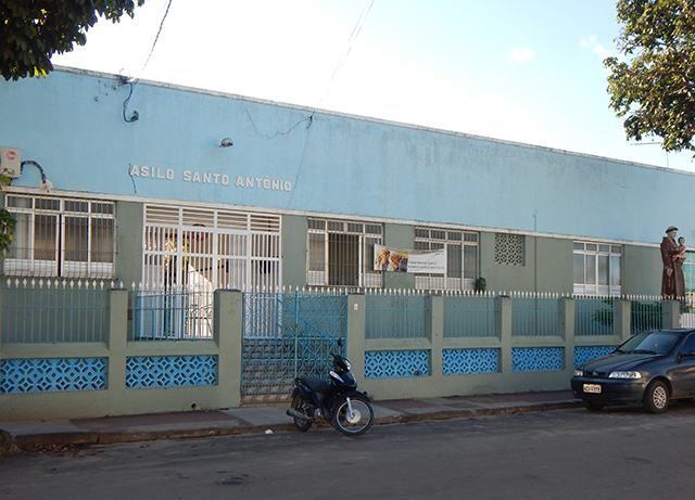 Asilo Santo Antônio possui 40 idosos acolhidos, sendo 22 homens e 18 mulheres