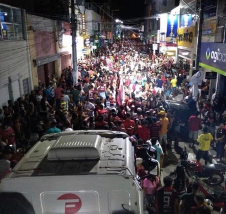 Vitória do Flamengo leva multidão às ruas de Lagarto