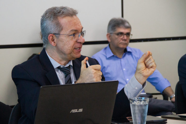 Governo oferece descontos para inadimplentes quitarem o ICMS e o IPVA