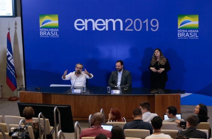 O Ministro da Educação, Abraham Weintraub, e o presidente do Inep. Alexandre Lopes, fazem balanço sobre o ENEM 2019