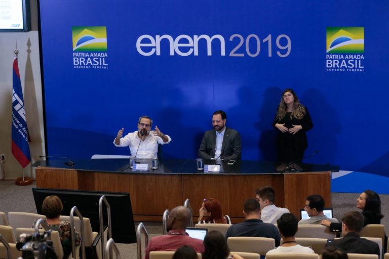 Enem termina com 27,19% de ausentes, menor taxa desde 2009