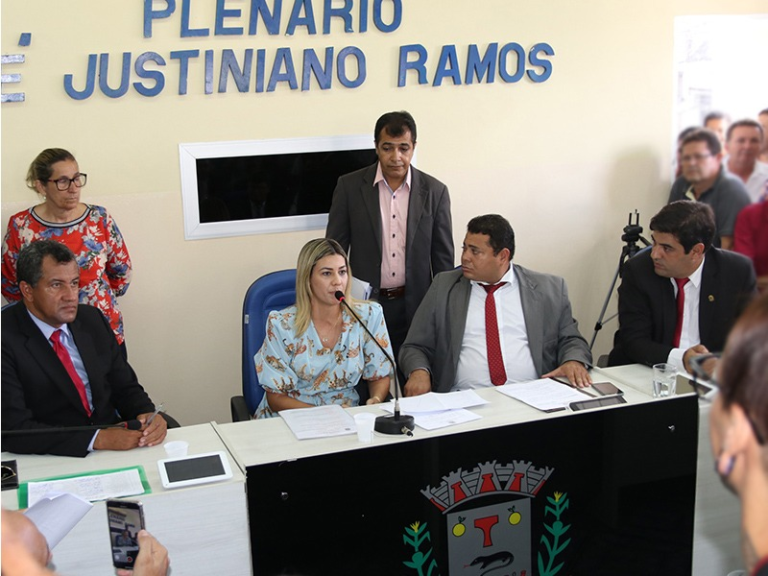 Câmara de Vereadores convocará Hilda Ribeiro para tomar posse definitiva