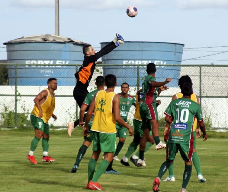 Visando 2020, Lagarto FC goleia time amador em jogo treino