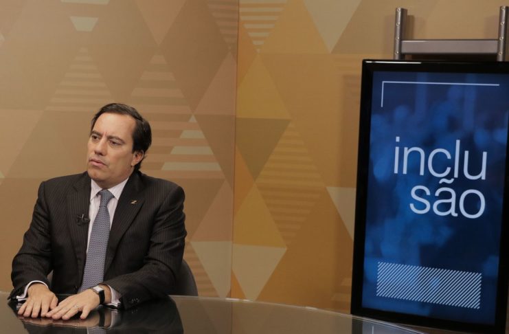 O presidente da Caixa Econômico Federal, Pedro Guimarães, grava o programa Em Pauta da TV Brasil.
