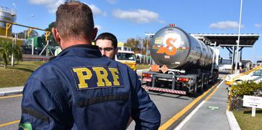 PRF registra 22 interdições e dez bloqueios em estradas federais