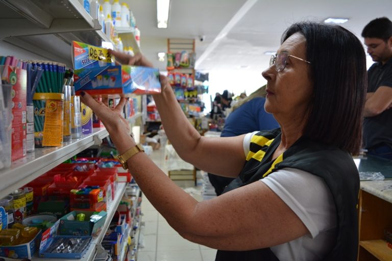 ITPS emite alerta sobre a compra de materiais escolares