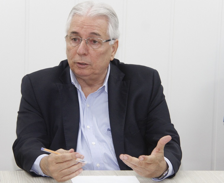 Luiz Augusto Ribeiro inicia gestão na presidência do TCE