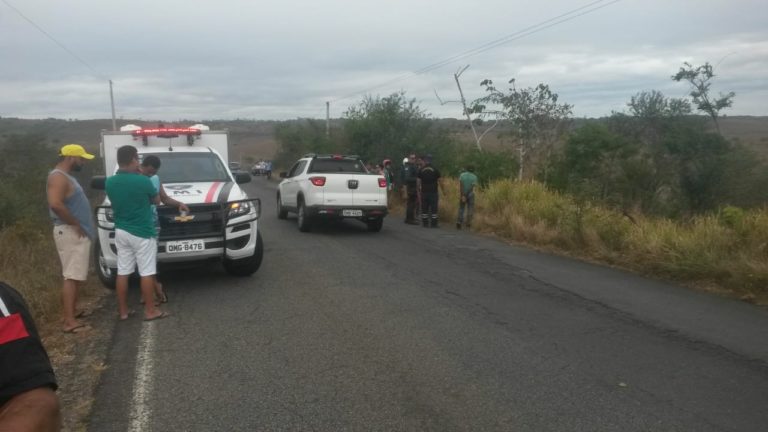 IML recolhe corpo próximo à ponte sobre o Rio Vaza Barris