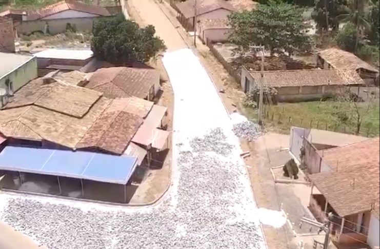 Obra está sendo executada com recursos destinados pelo deputado federal Fábio Reis