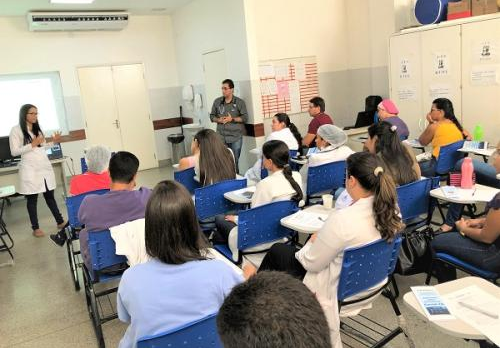 Profissionais do HUL participam de palestra sobre Coronavírus