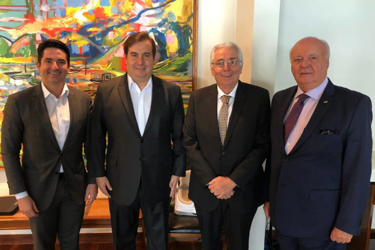 Aliado de Gustinho Ribeiro, Rodrigo Maia virá a Sergipe