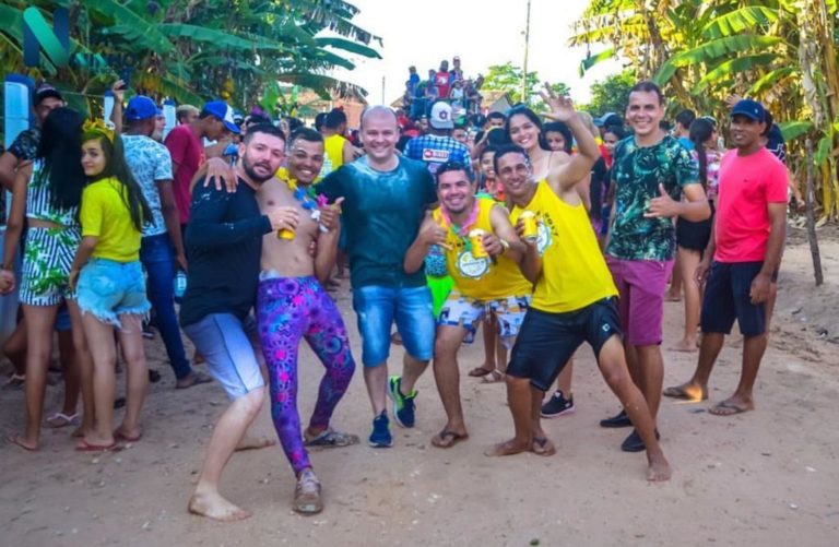 Empolgado com pesquisa, Nininho da Bolo Bom passa Carnaval em Lagarto