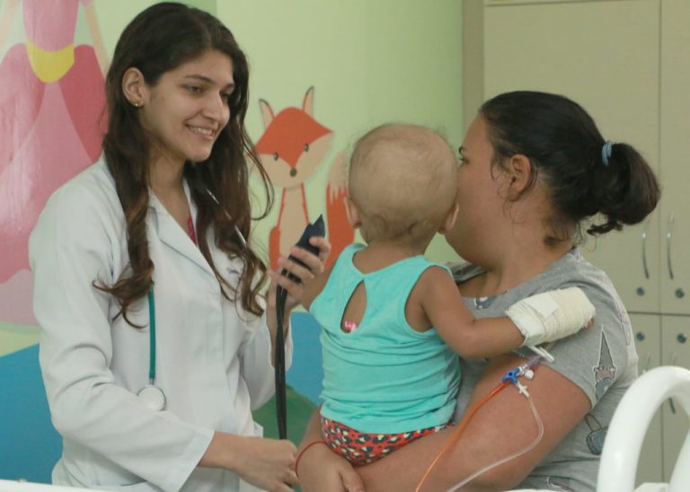 Câncer infantil: diagnóstico precoce aumenta a chance de cura