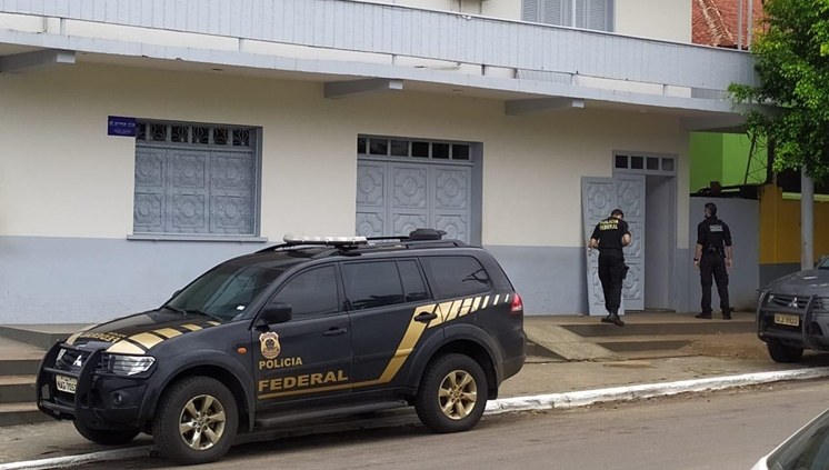 Polícia Federal cumpre mandados de prisão em Sergipe