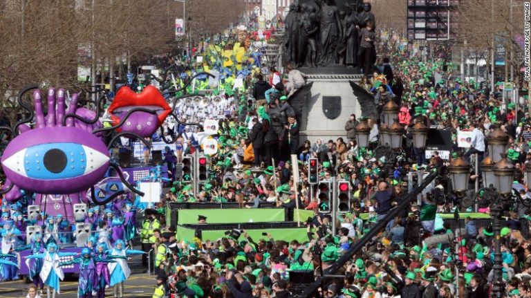 Saint Patrick’s Day: Os desfiles de São Patrício cancelados na Irlanda
