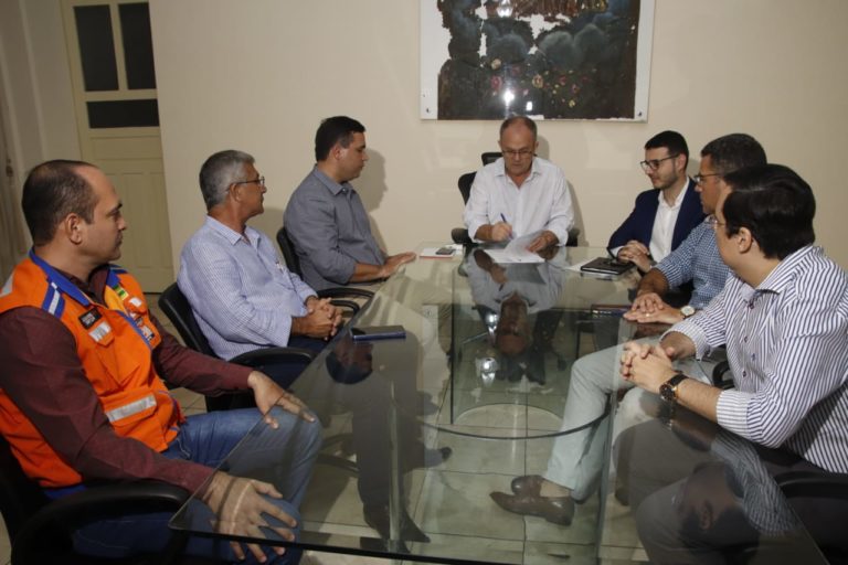 Belivaldo anuncia programa que vai recuperar 4 mil casas em situação precária