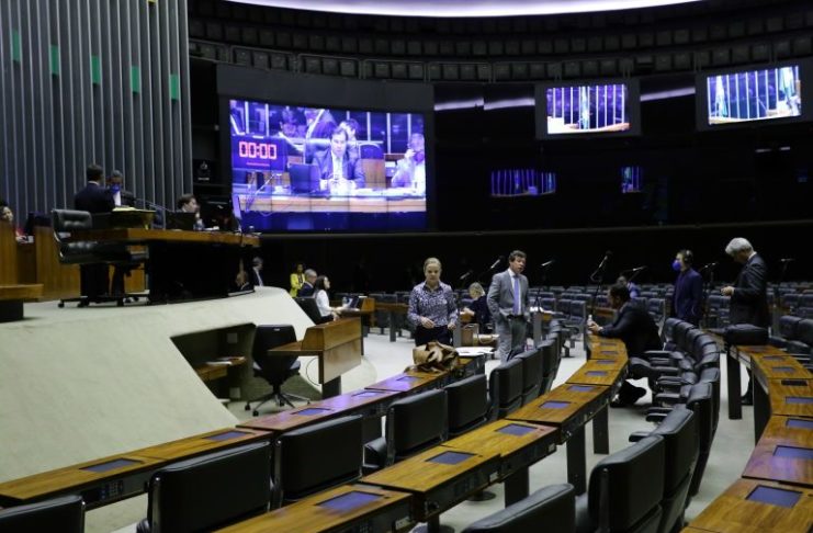 Deputados aprovaram o projeto em votação virtual do Plenário