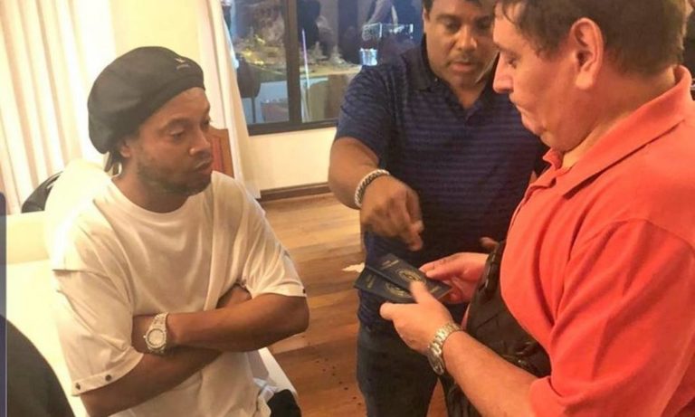 Ronaldinho Gaúcho é detido no Paraguai por uso de documentação falsa